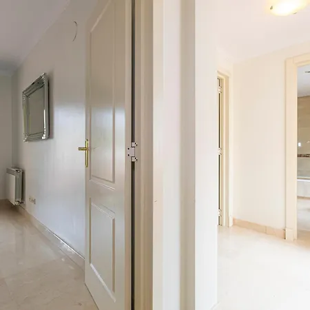 Beautiful With Lovely Terrace Pass The Keys Marbella