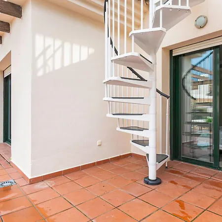 Beautiful With Lovely Terrace Pass The Keys