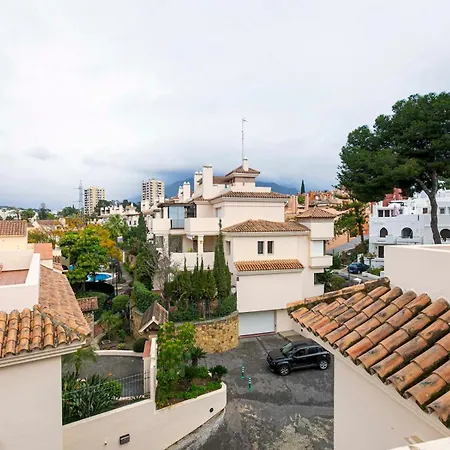 Beautiful With Lovely Terrace Pass The Keys *