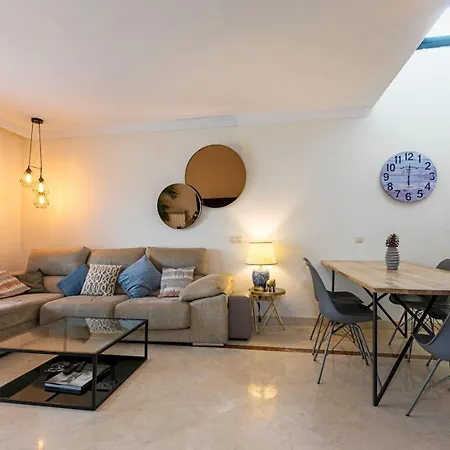 Beautiful With Lovely Terrace Pass The Keys