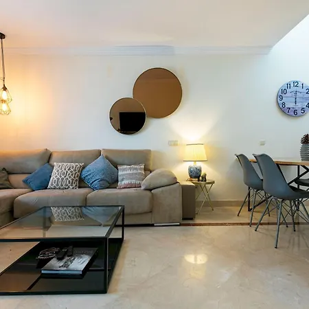Beautiful With Lovely Terrace Pass The Keys * Marbella